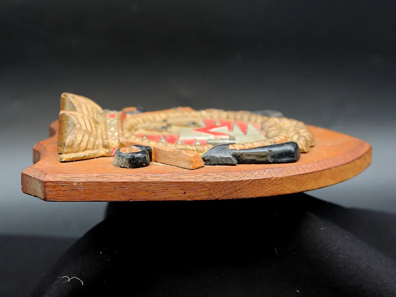 Billede 5 - Våbenskjold – Fre. Herluf Trolle – “Isaac Sweers"