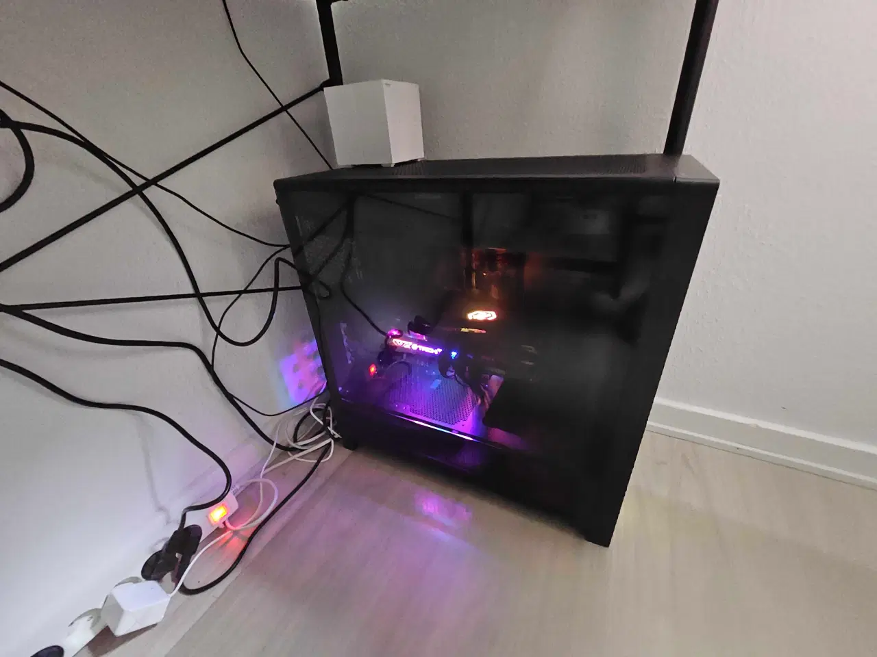 Billede 2 - 💻 High-end Gamer Setup – Topklasse ydeevne – Sælg