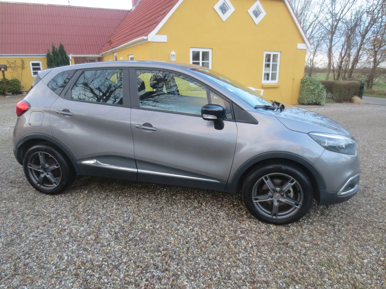 Billede 5 - Renault Captur 1.5 CD Aut Årg 15. Nysynet