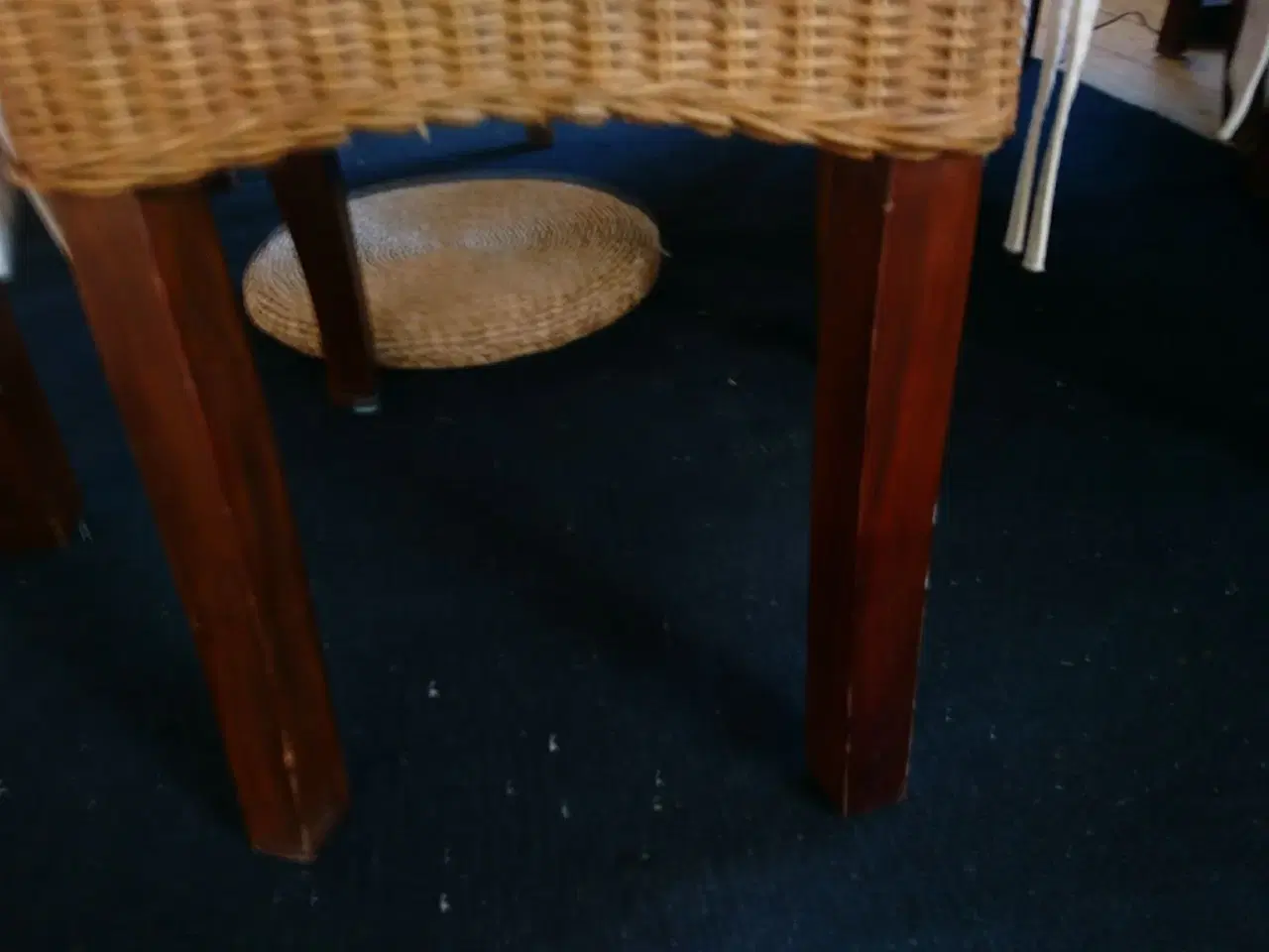 Billede 7 - spisebord og stole