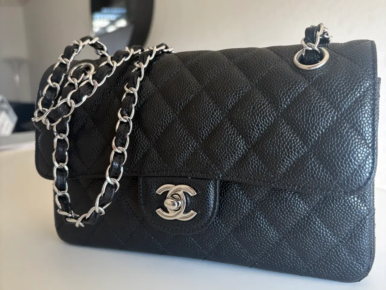Billede 2 - Chanel medium flap