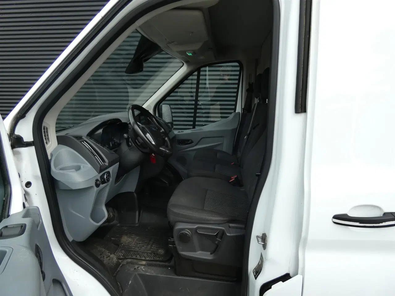 Billede 6 - Ford Transit 350 L3H2 2,0 TDCi Trend 130HK Van 6g Aut.