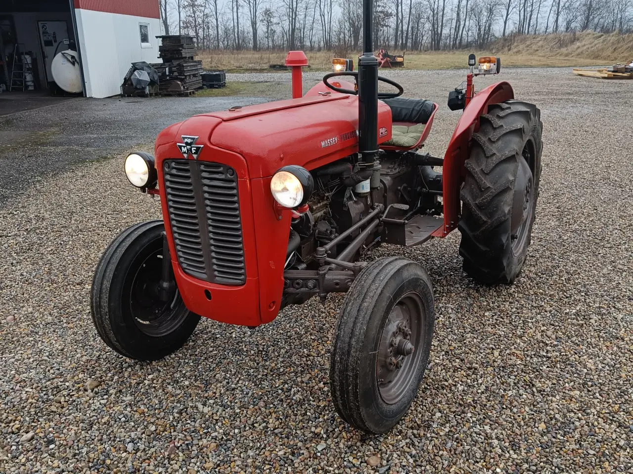 Billede 1 - Massey Ferguson  35   Traktor