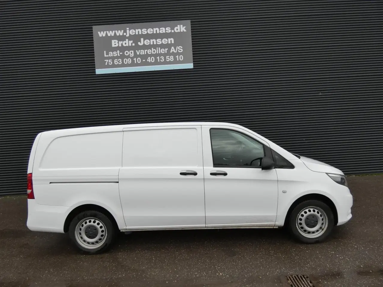 Billede 2 - Mercedes-Benz Vito 114 A2 2,0 CDI RWD 9G-Tronic 136HK Van Aut.