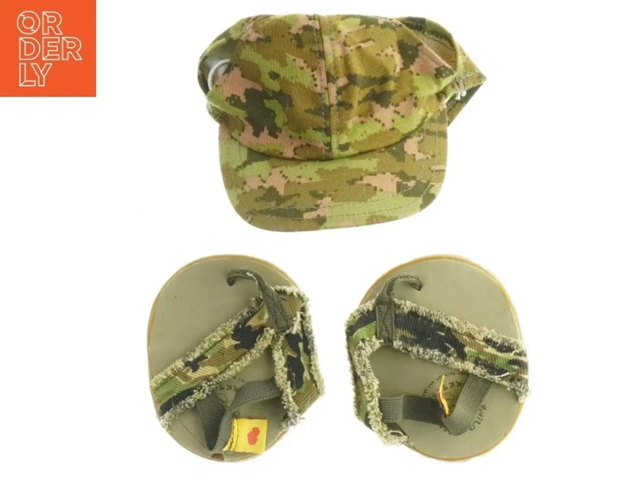 Billede 1 - Camouflage sandaler og kasket til bamser fra Build a Bear (str. Ikke opgivet)