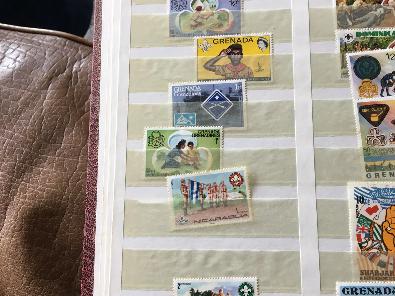 Billede 10 - Frimærkealbum, danske og udenlandske frimærker.