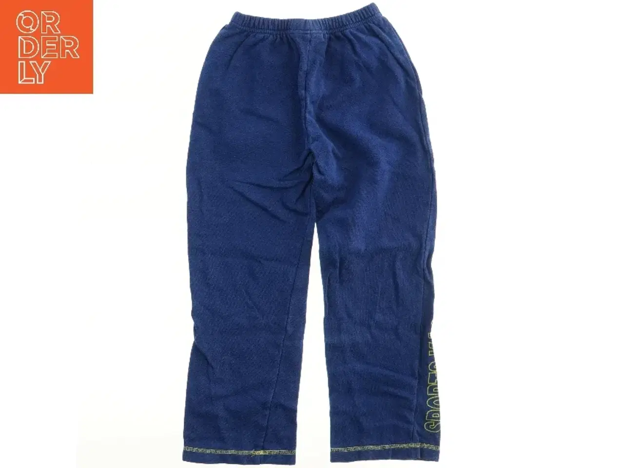 Billede 2 - Sportsdragt med hættetrøje og bukser fra Kaj Og Andrea (str. 116)