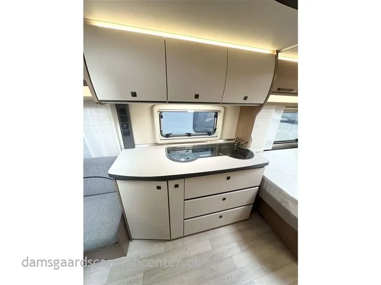 Billede 14 - 2019 - Fendt Saphir 495 SFB   Dobbeltseng - Mover - Aircon - Telt mm.