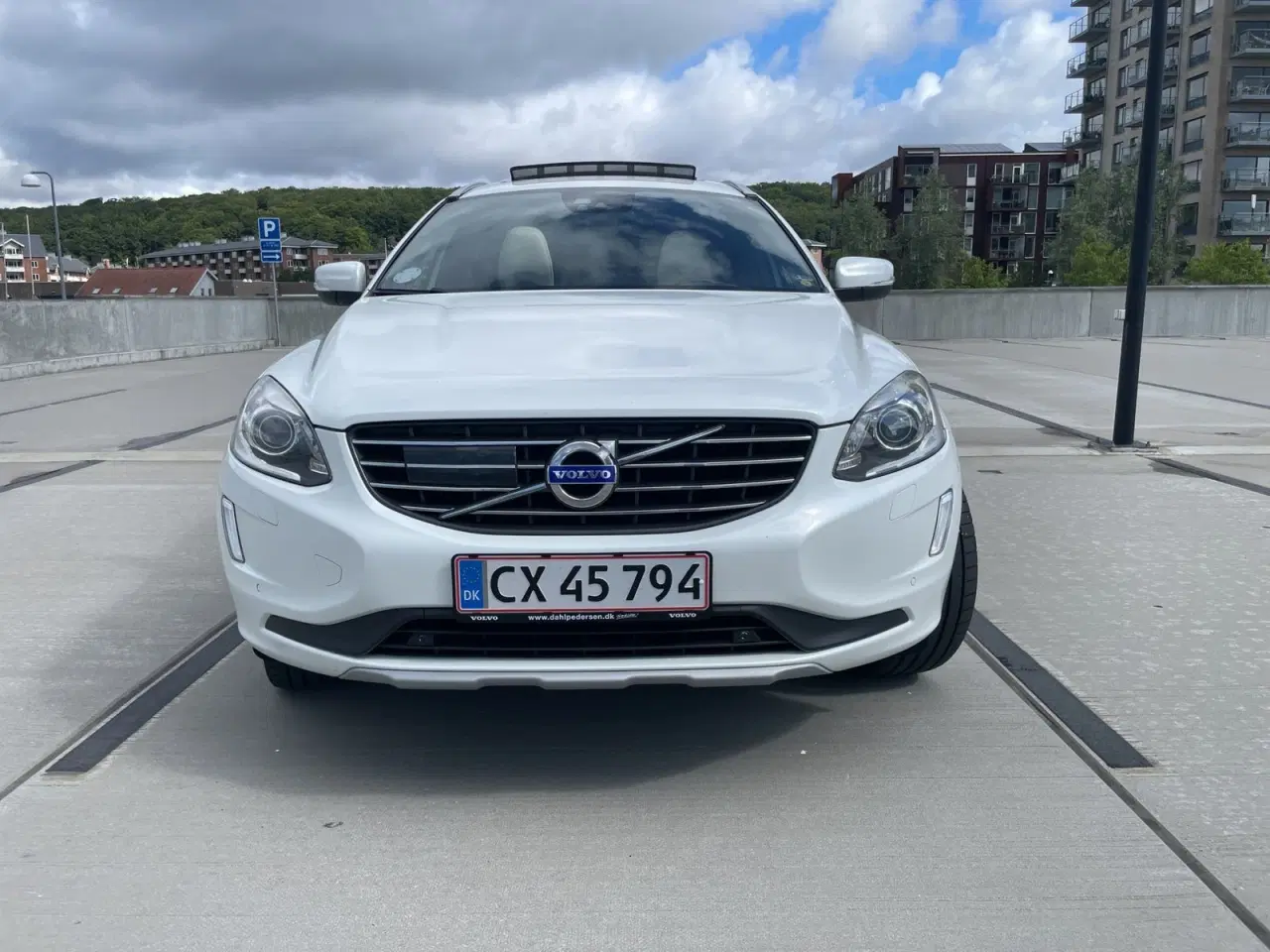 Billede 2 - Volvo XC60 2,0 D4 190 Momentum aut.