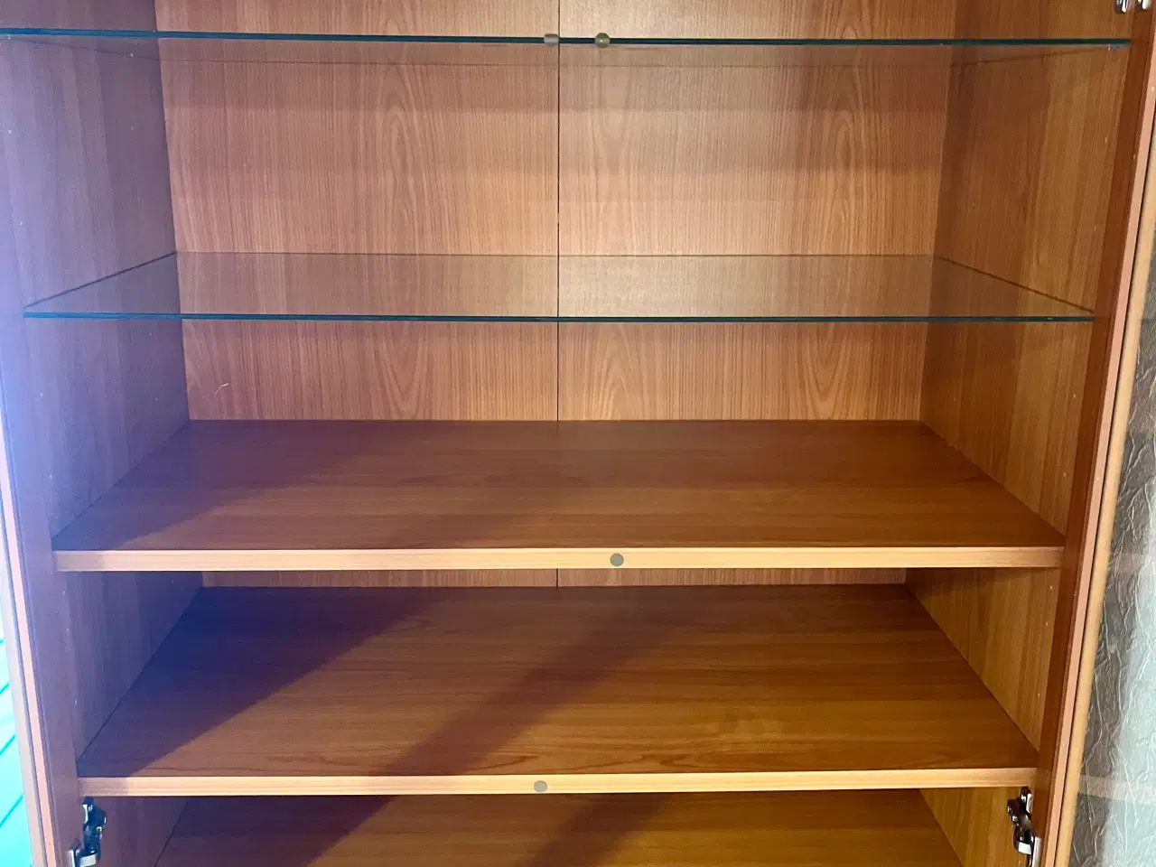 Billede 3 - Stort skab