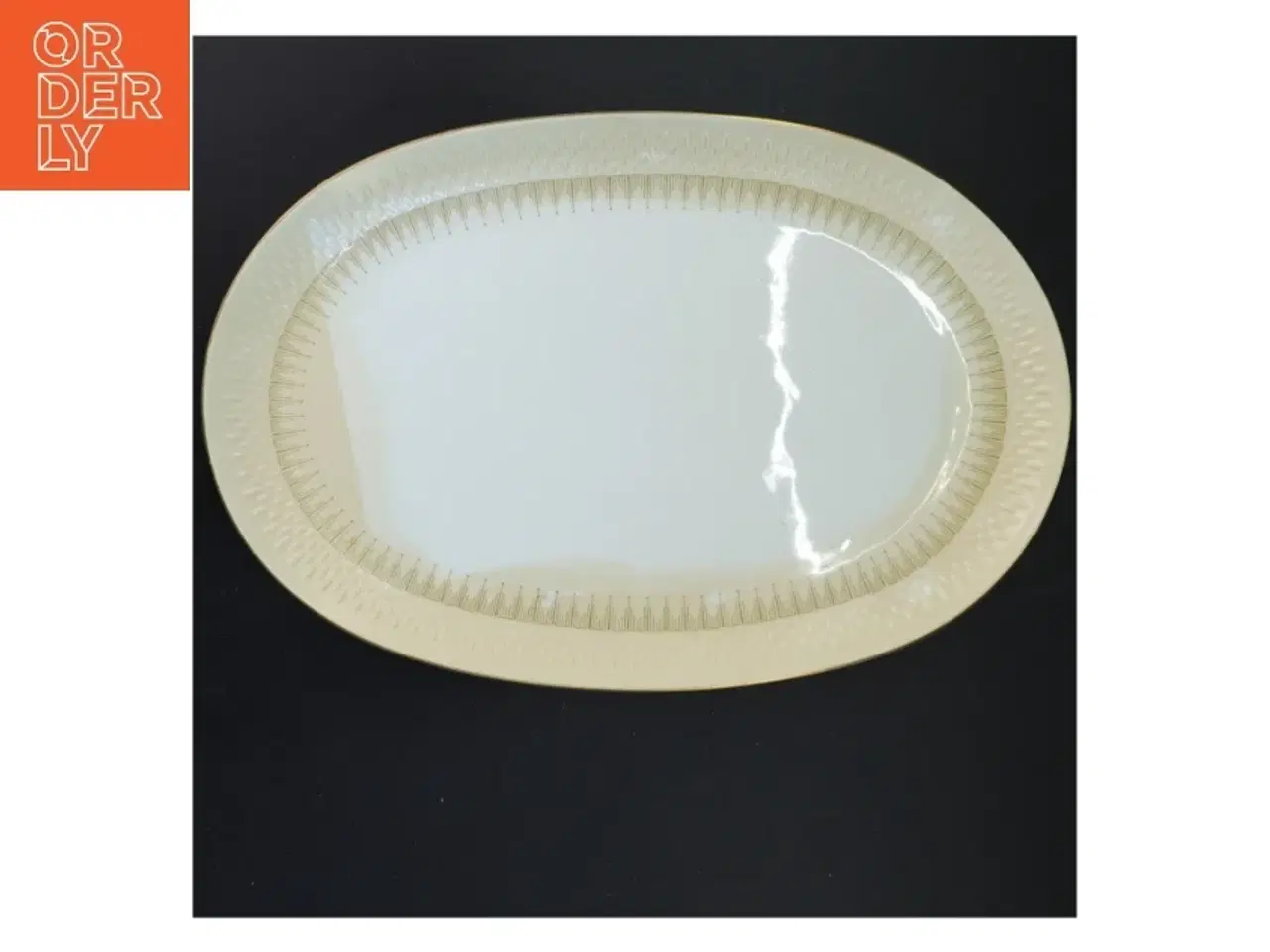 Billede 2 - Porcelænsfad 38x26 cm (str. 38x26 cm)