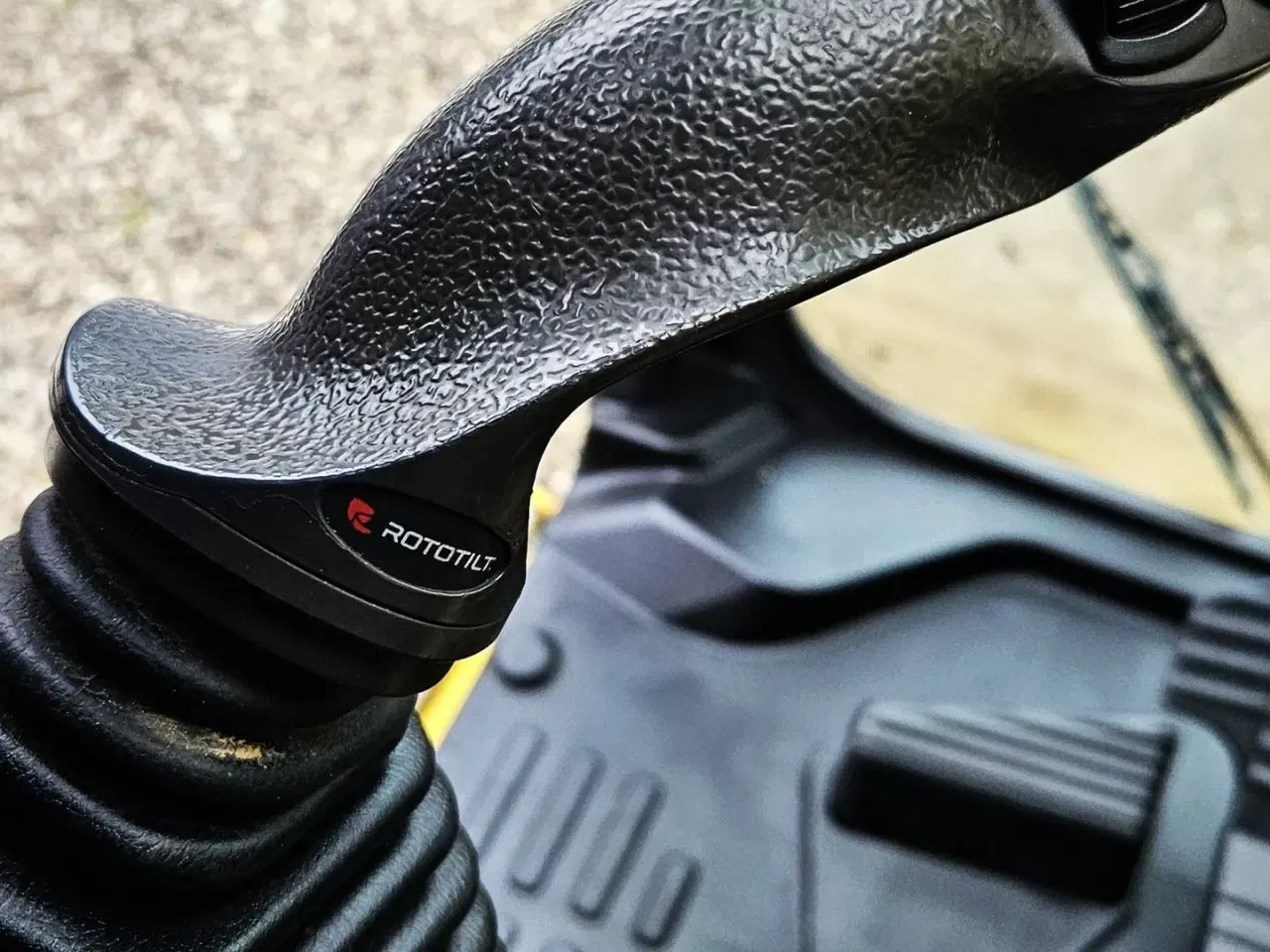 Billede 17 - Komatsu HB215LC-2 / Rotortilt med klo / Leica 3D / Skovlsæt / Hybrid