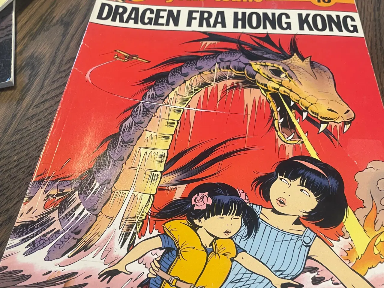 Billede 4 - Forskellige tegneserier sælges.