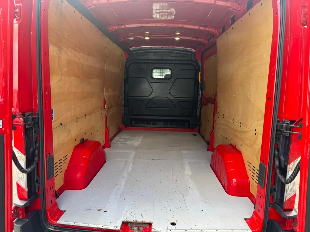 Billede 10 - Ford Transit 350 L2 Van 2,0 TDCi 130 Trend H2 FWD