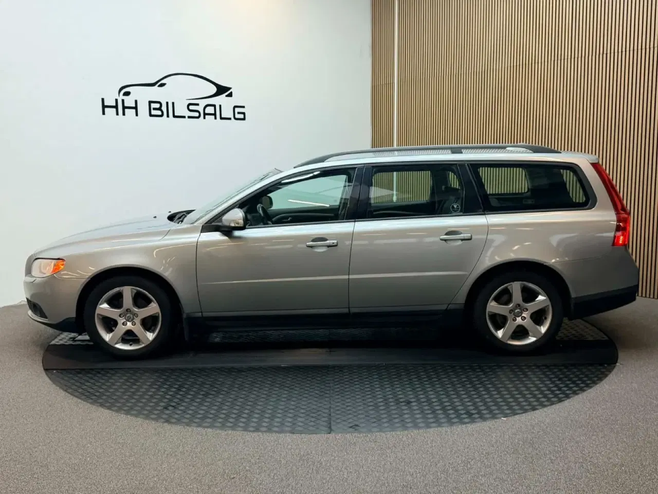 Billede 8 - Volvo V70 2,0 Summum