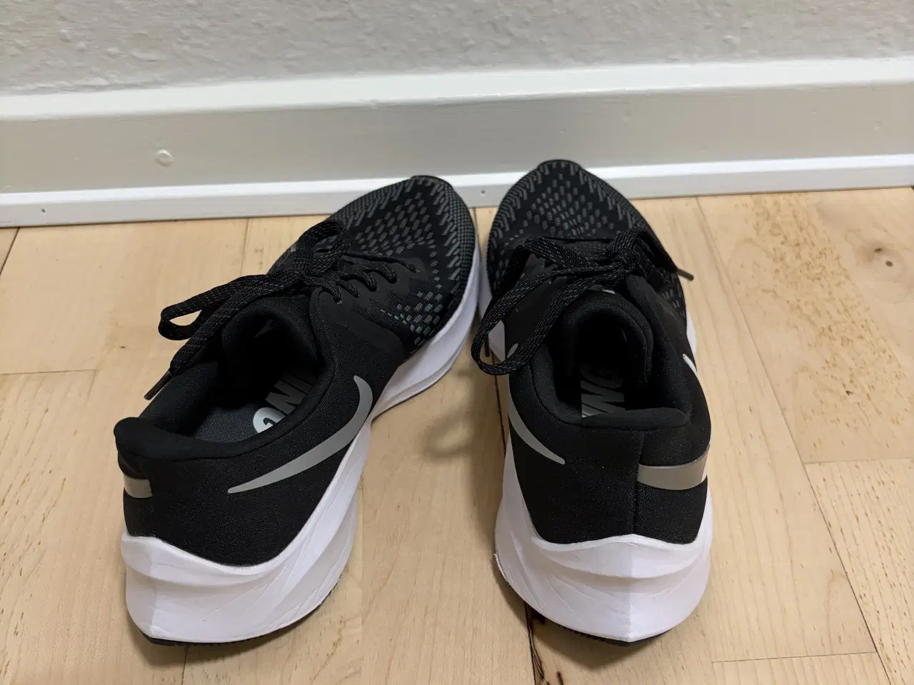 Billede 4 - Dame Nike løbesko