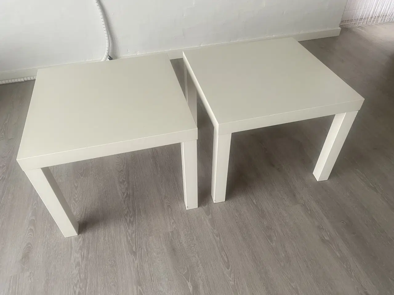 Billede 1 - To fine små borde