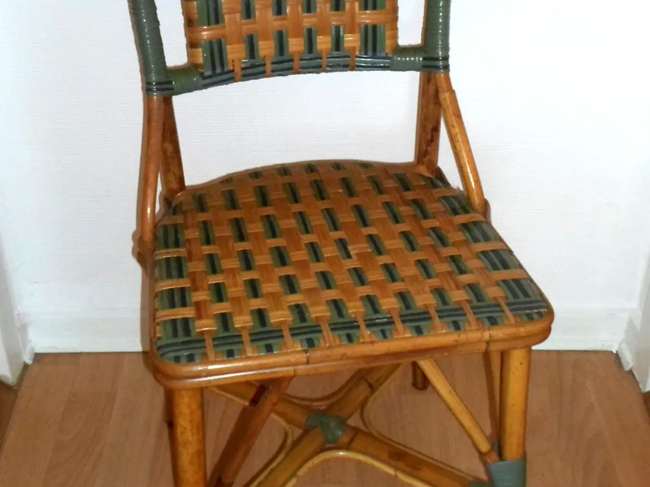 Billede 1 - 4 RATTAN STOLE