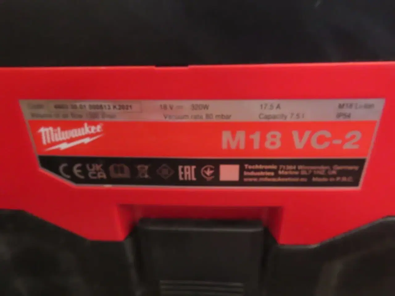 Billede 4 - 2 stk. Akku-værktøj samt akku-støvsuger MILWAUKEE