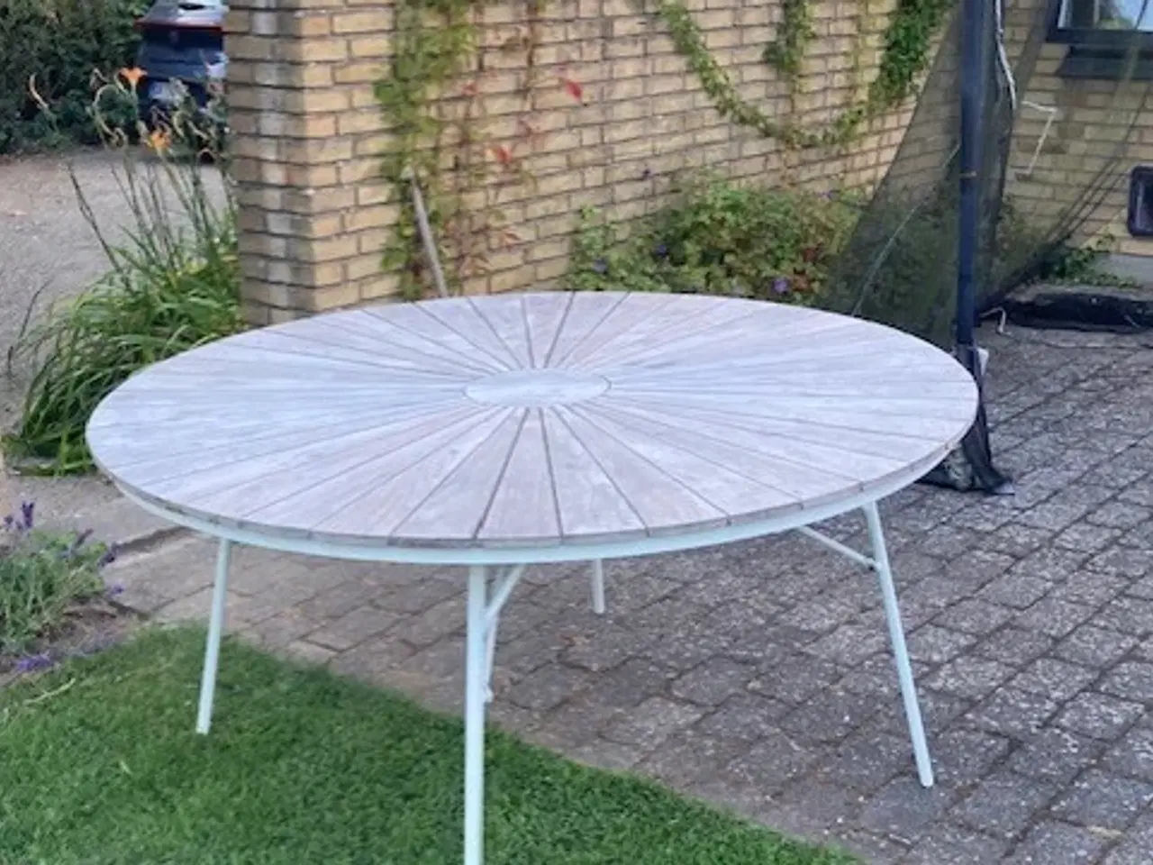 Billede 3 - Havebord i teak, Ø 150
