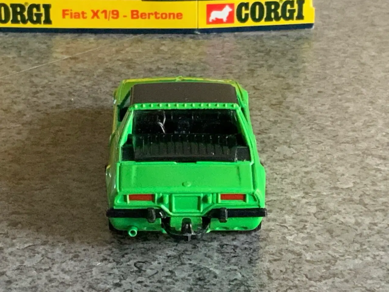 Billede 3 - Corgi Toys No. 314 Fiat X1/9 Bertone, scale 1:36