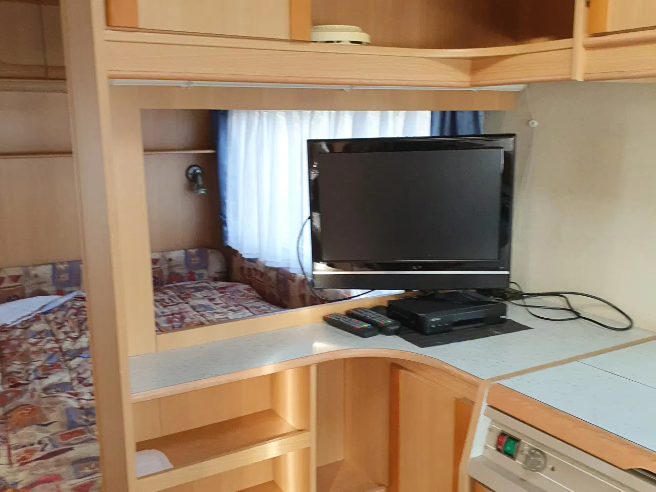 Billede 4 - Adria Unica 502 Campingvogn