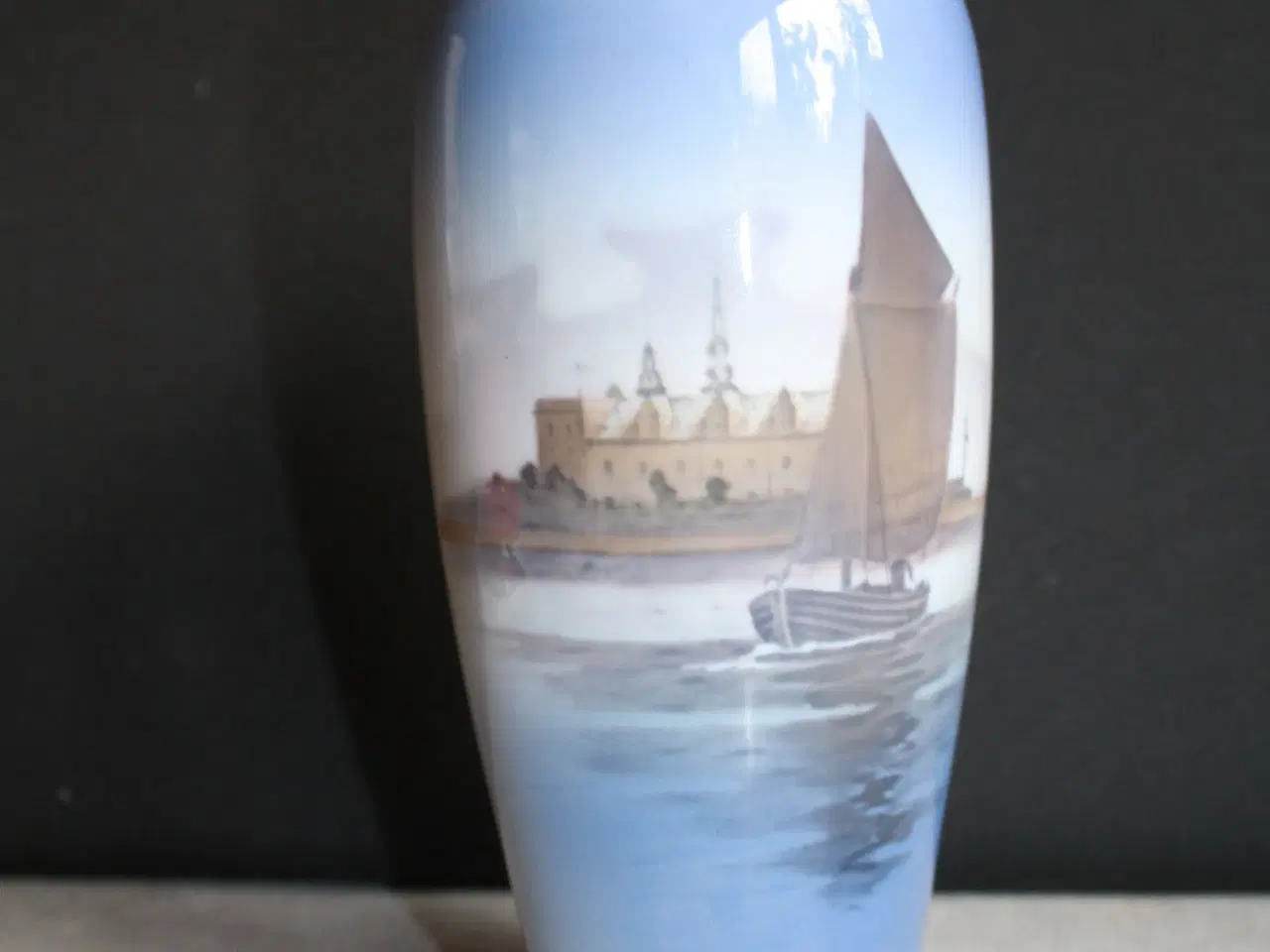 Billede 4 - Vase med kronborg