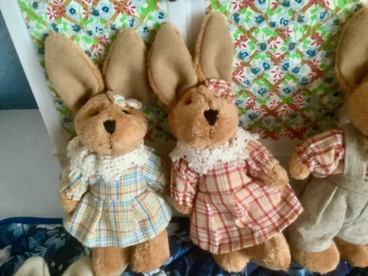 Billede 3 - 5 søde påskeharer .Prisen er for allesammen.