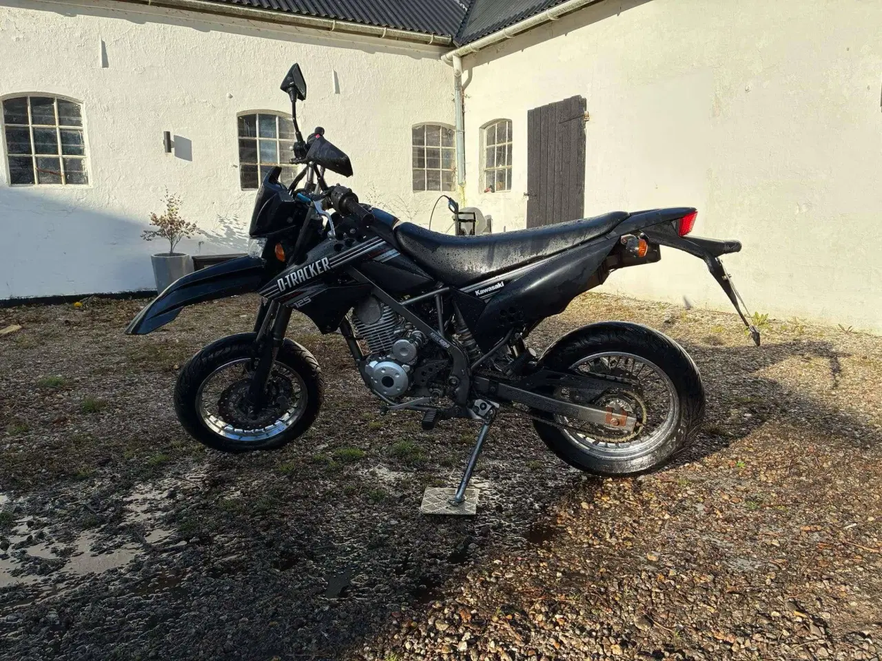 Billede 5 - Kawasaki D-Tracker 125cc – Sort, Super Stand!