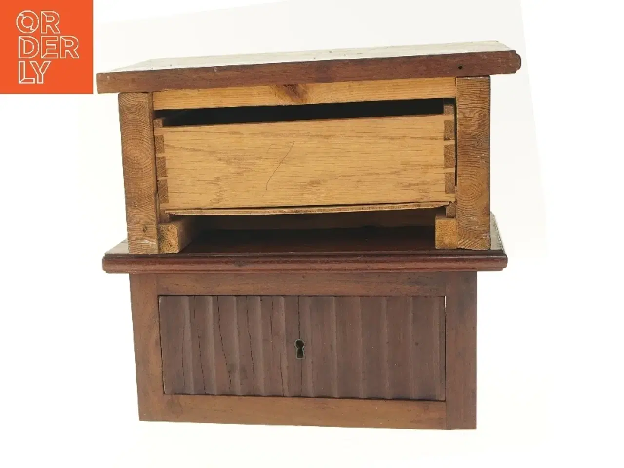 Billede 4 - Træ Sengeborde skuffer (str. 2 stk 36x20,5x16,5 cm)