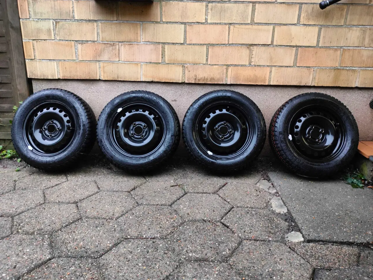 Billede 3 - Vinterdæk VW Up Continental