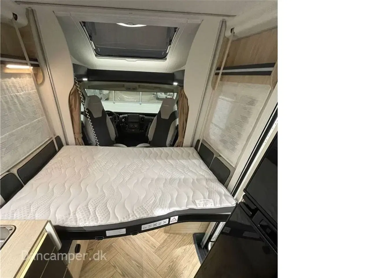 Billede 20 - 2024 - Chausson 650 Etape Line   Den flotte,  korte men dog meget rummelige Chausson 650 Etape Line  på kun 6,36 meter