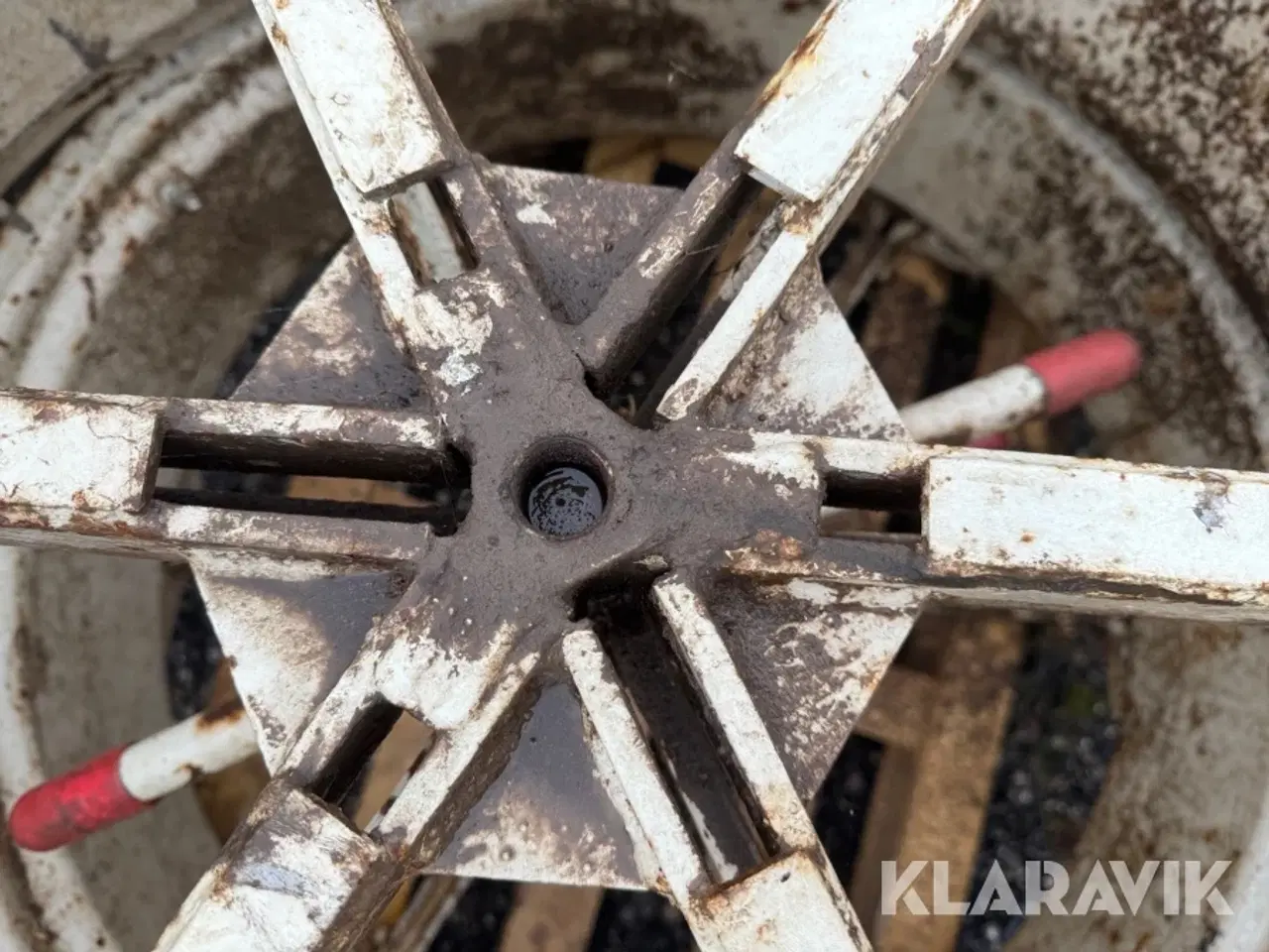 Billede 5 - Landbrugsdæk Good Year Traction sure grip 2 styk