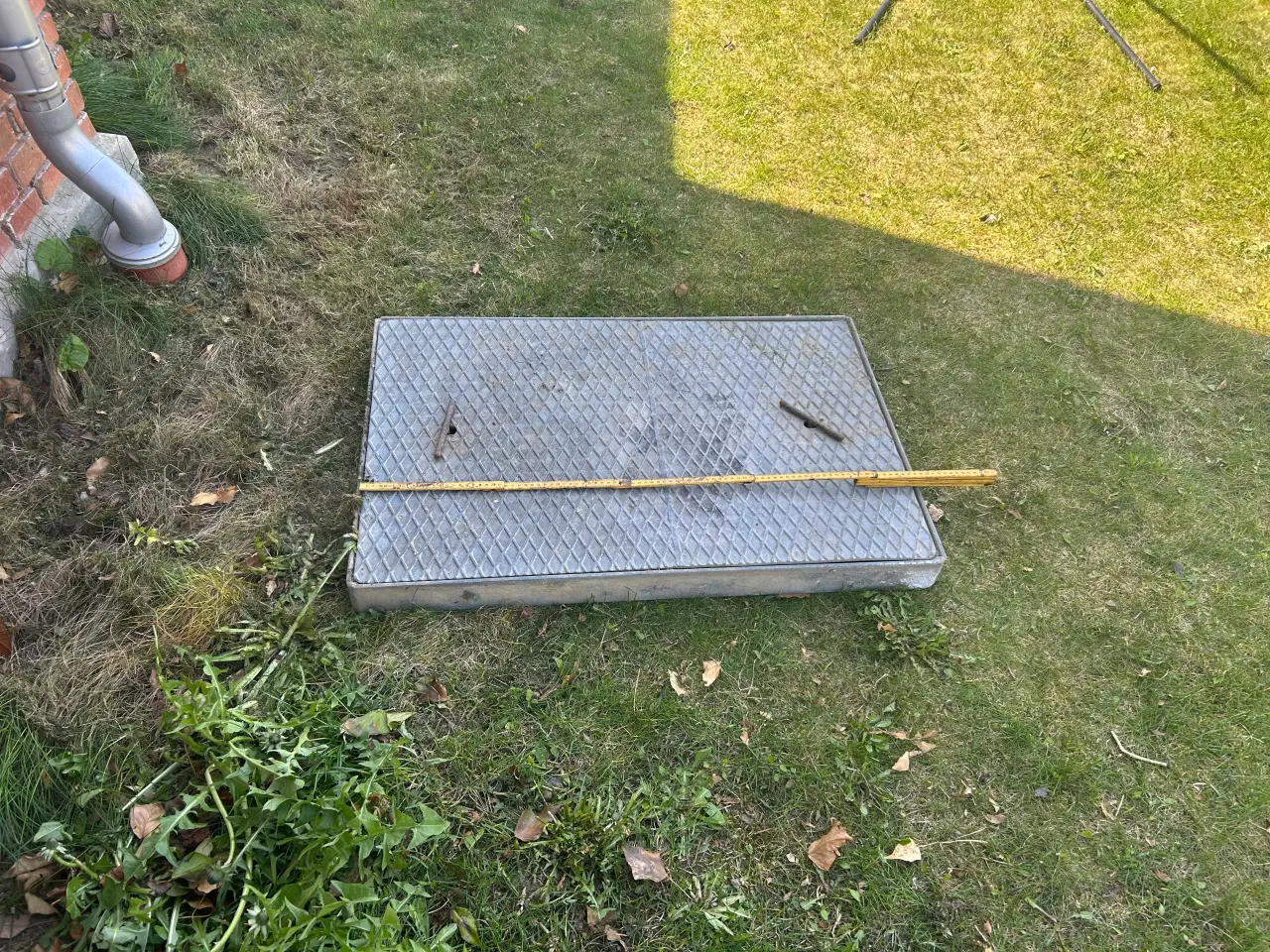 Billede 1 - Jerndæksel firkantet 