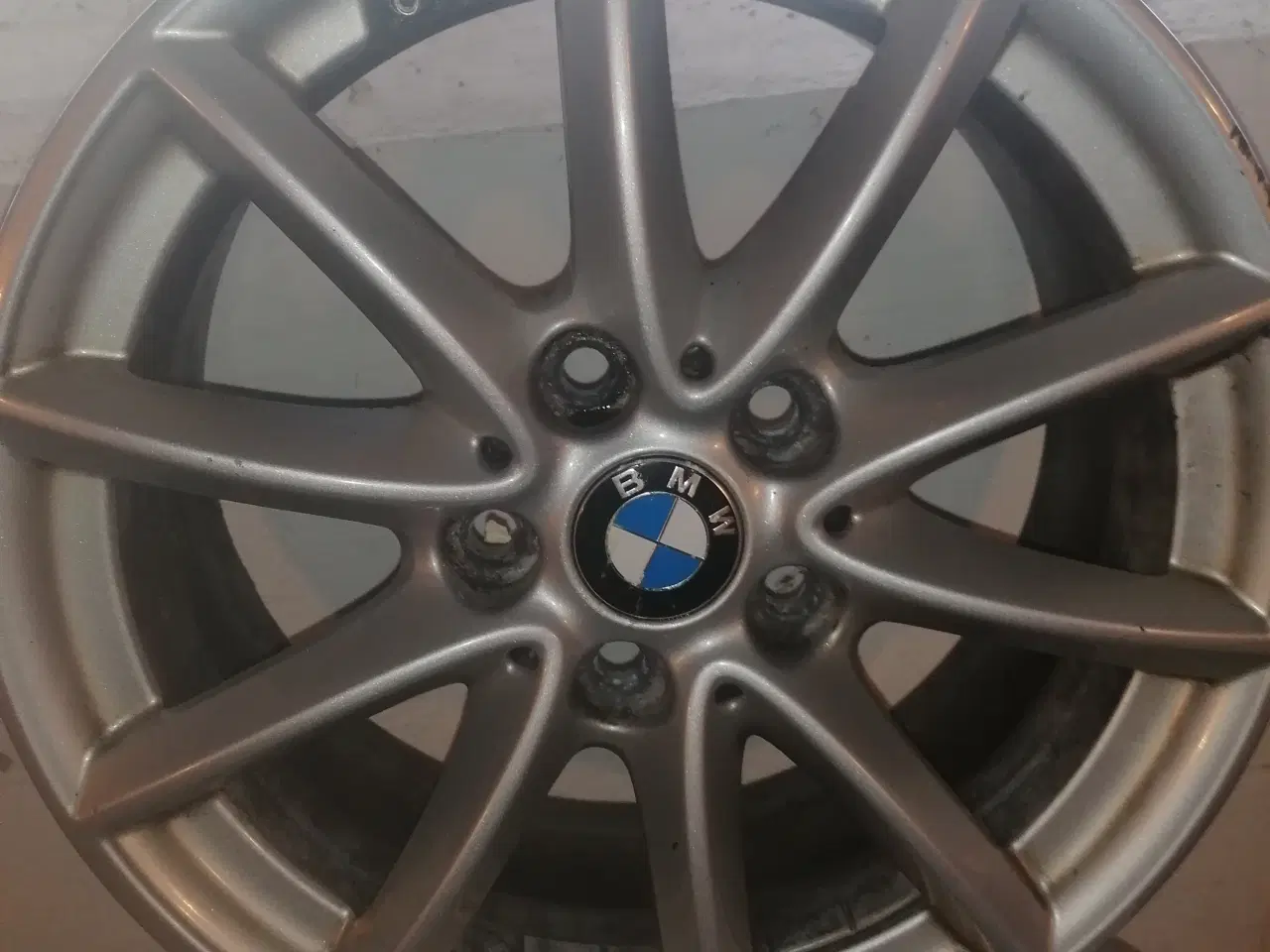 Billede 2 - BMW alufælge 205/60-R16