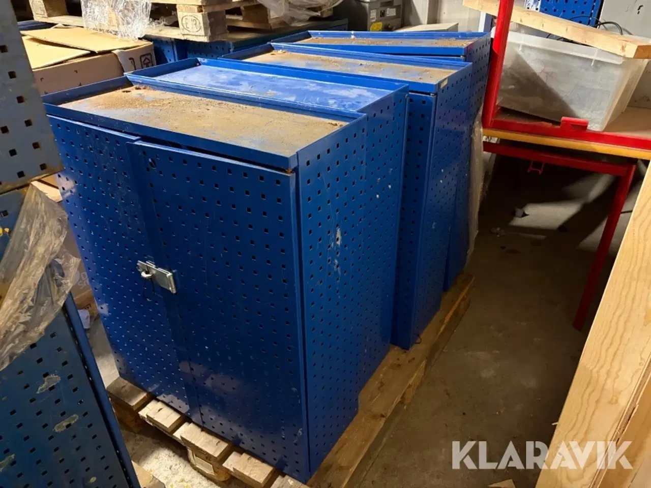 Billede 1 - Værkstedsskab 4 styk.