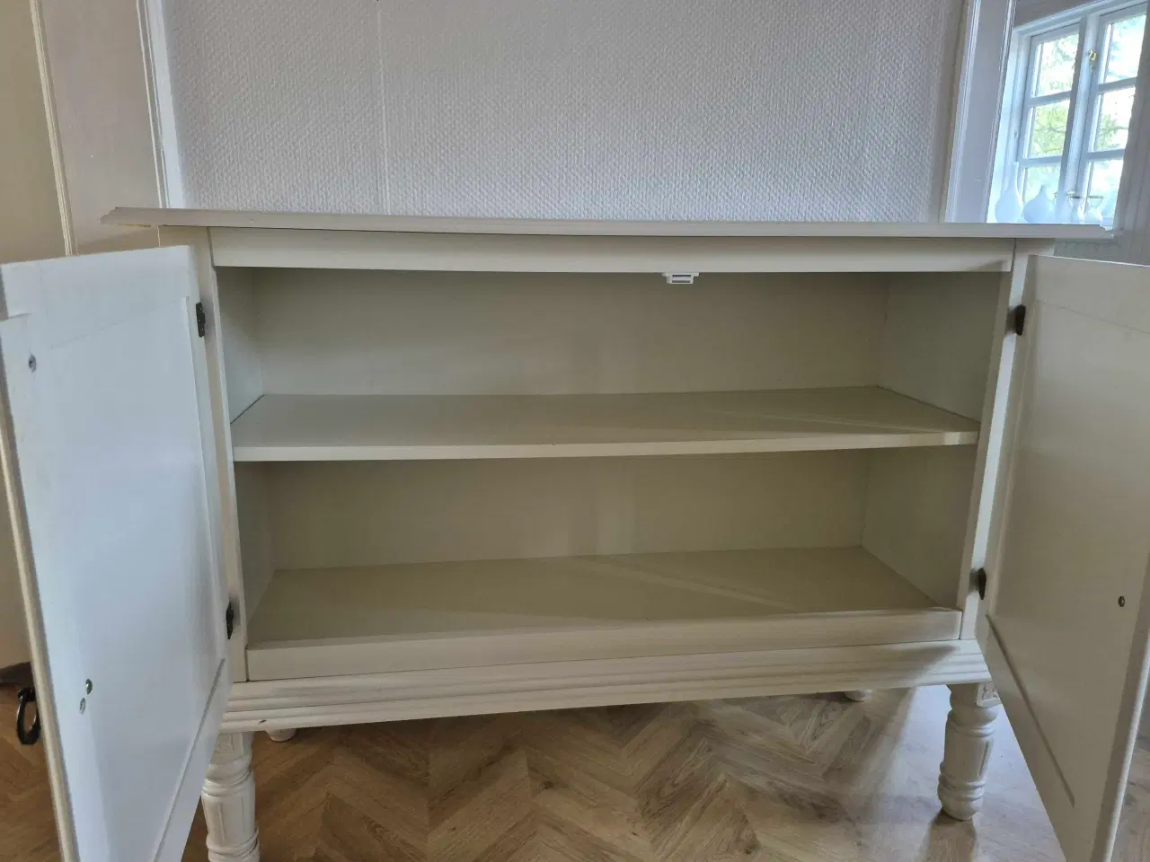 Billede 1 - Lille skænk