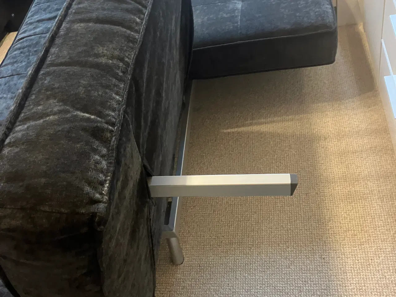 Billede 6 - Sovesofa som ny - grå velour-nu nedsat pris