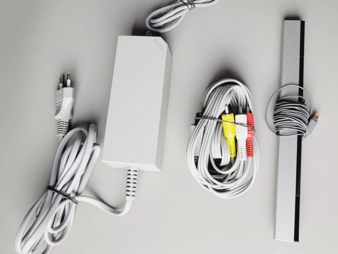 Billede 7 - ⭐️· 🎮 Nintendo Wii konsol (Limited Edition) RØD