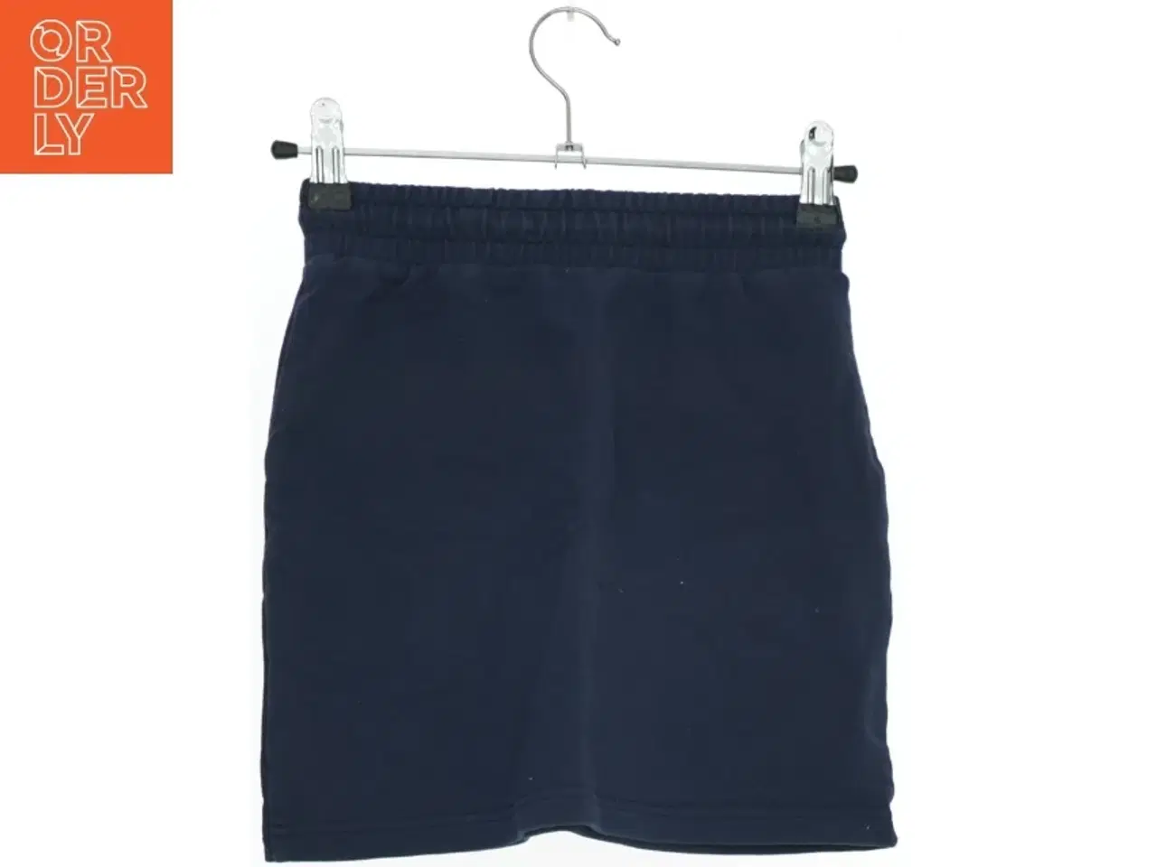 Billede 2 - Kort nederdel med snøre fra Tommy Hilfiger (str. 128)