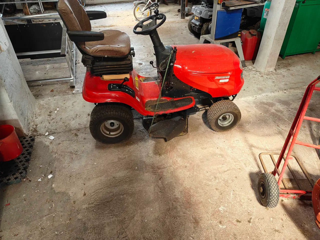 Billede 1 - Jonsered havetraktor sælges