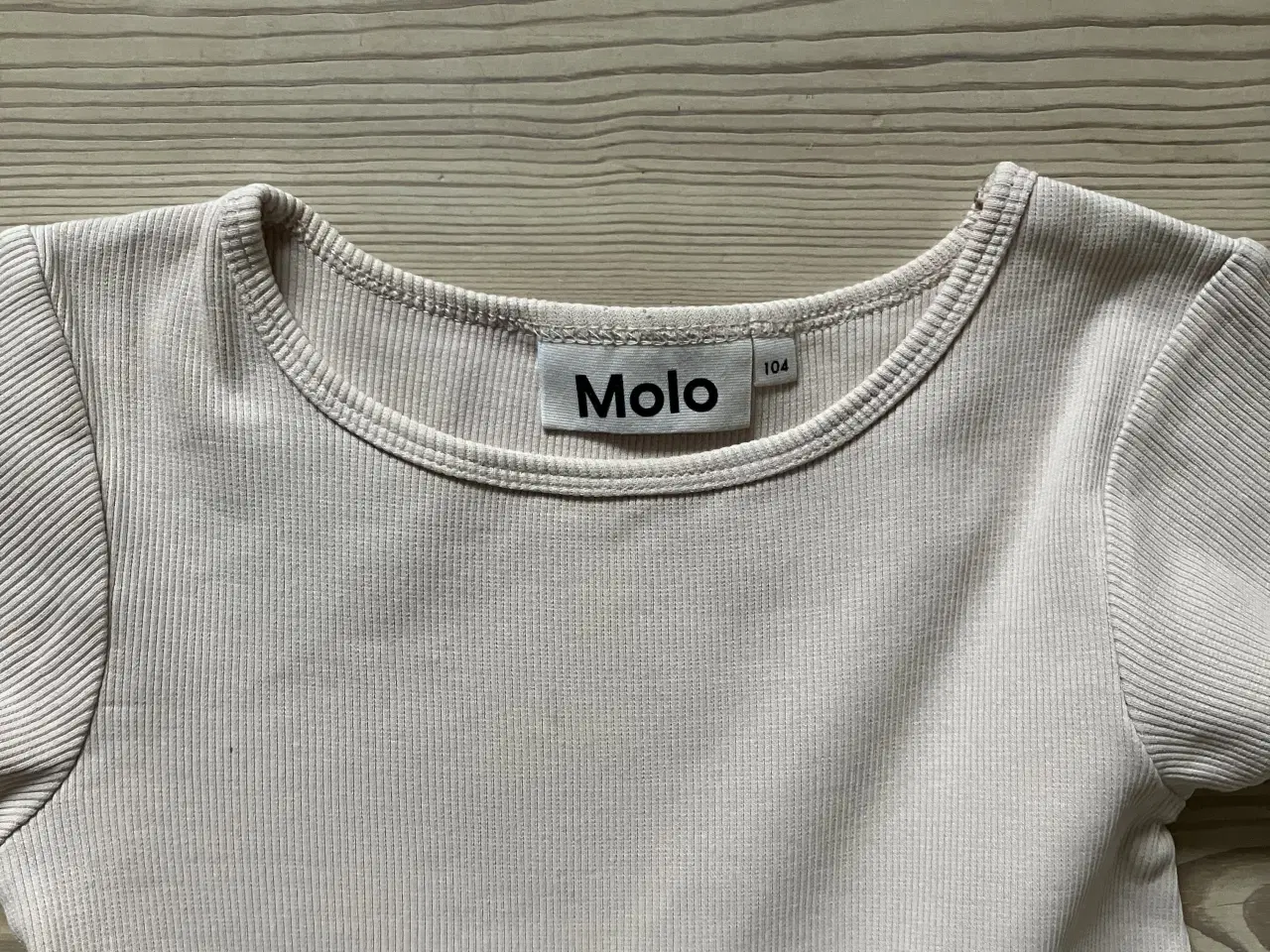 Billede 2 - Rosa kjole med flerfarvede blomster🌸🌺str. 4år 