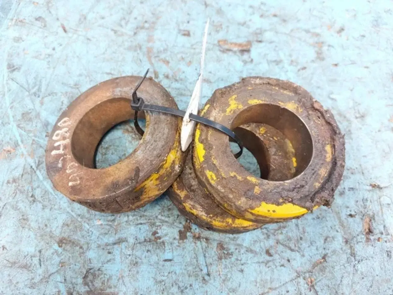 Billede 2 - Hydrema 806 Metalstøtte 402480 3stk 