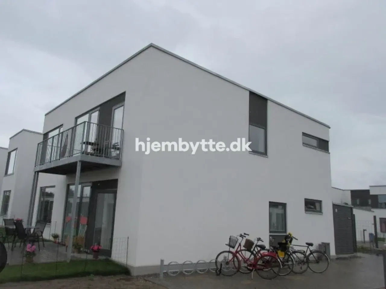 Billede 2 - Hjembytte - JensWarmingsVej