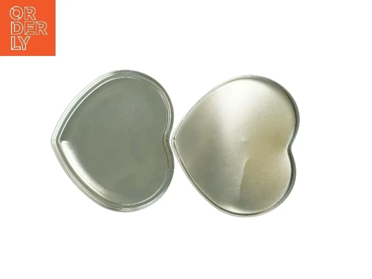 Billede 2 - Hjerteformet kagedåse (str. 22 x 19 cm)