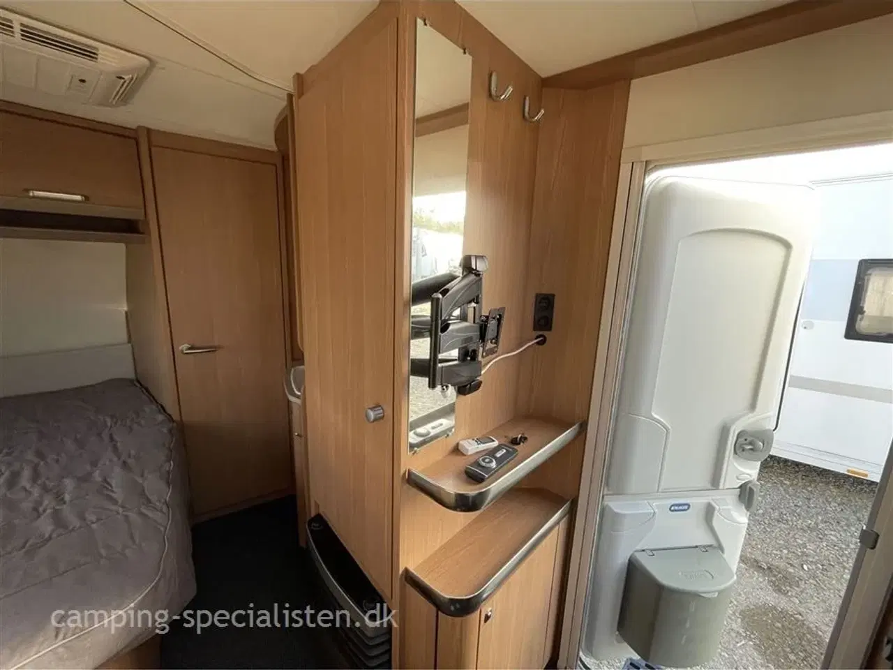 Billede 6 - 2015 - Knaus Sport 450 FU   Knaus Sport 450 FU 2015 - Se den nu hos Camping-Specialisten.dk