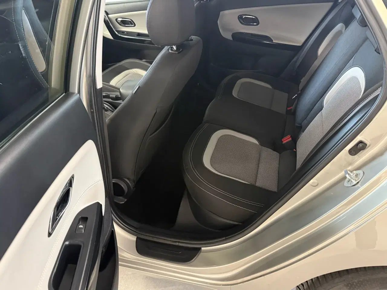 Billede 6 - Kia Ceed SW 1,6 CRDI Collect 128HK Stc 6g