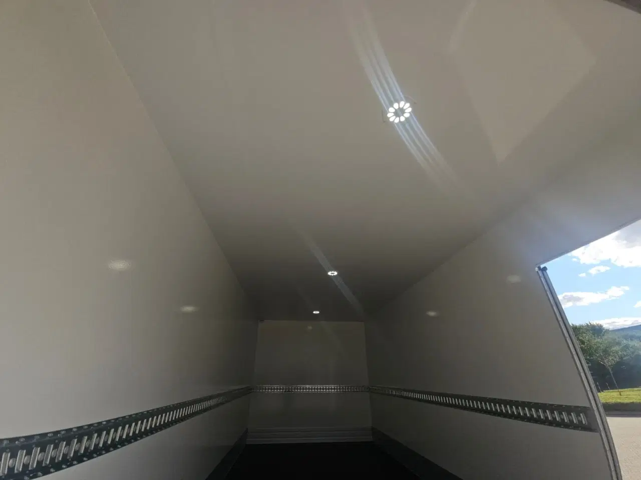 Billede 14 - MAN TGL 8.220, Lukket kasse