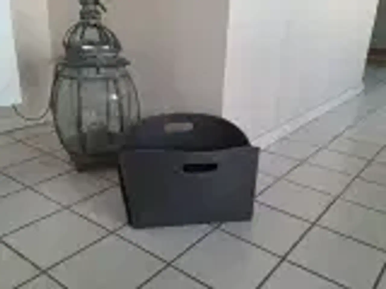 Billede 1 - Filtkurv i grå