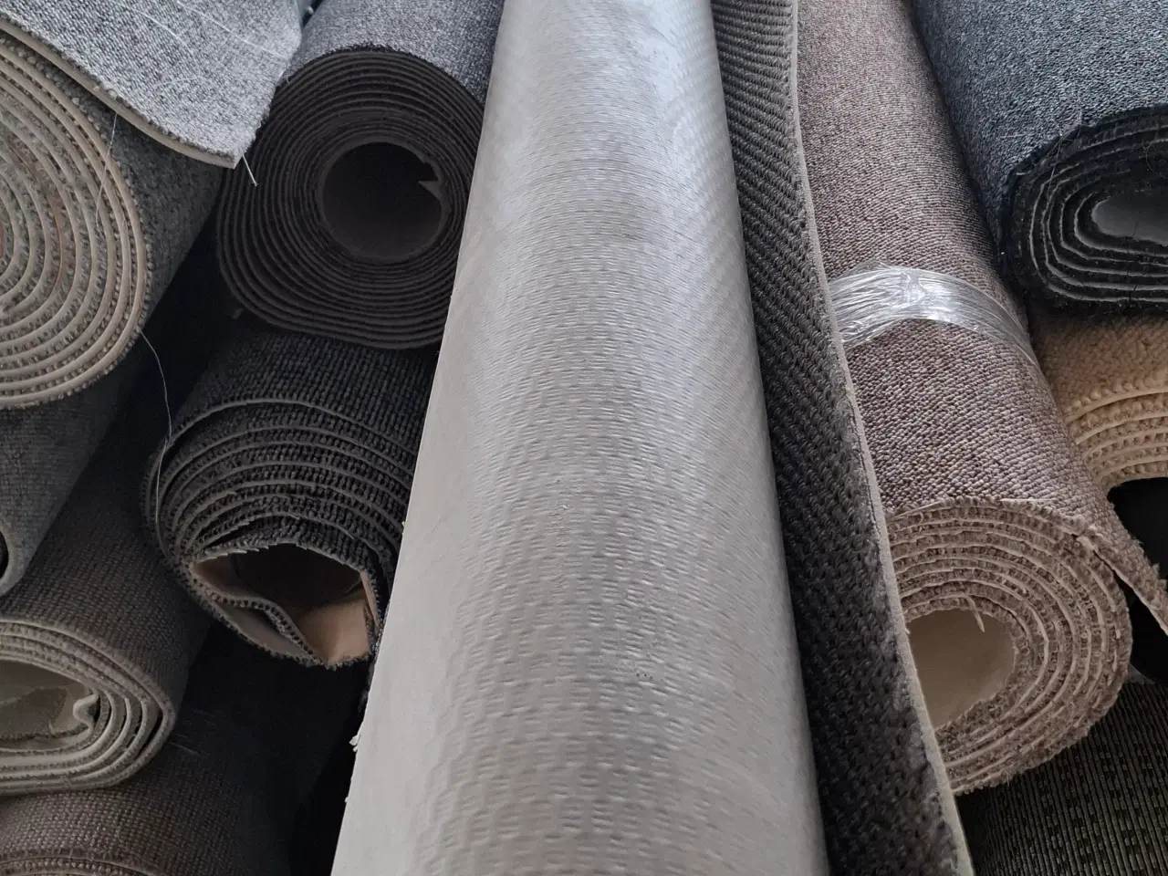 Billede 2 - Gulvtæppe Rester